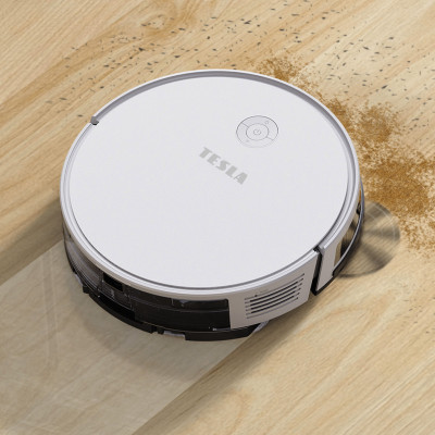 Putekļu sūcējs Tesla RoboStar iQ400 Plus Putekļu sūcējs Tesla RoboStar iQ400 Plus